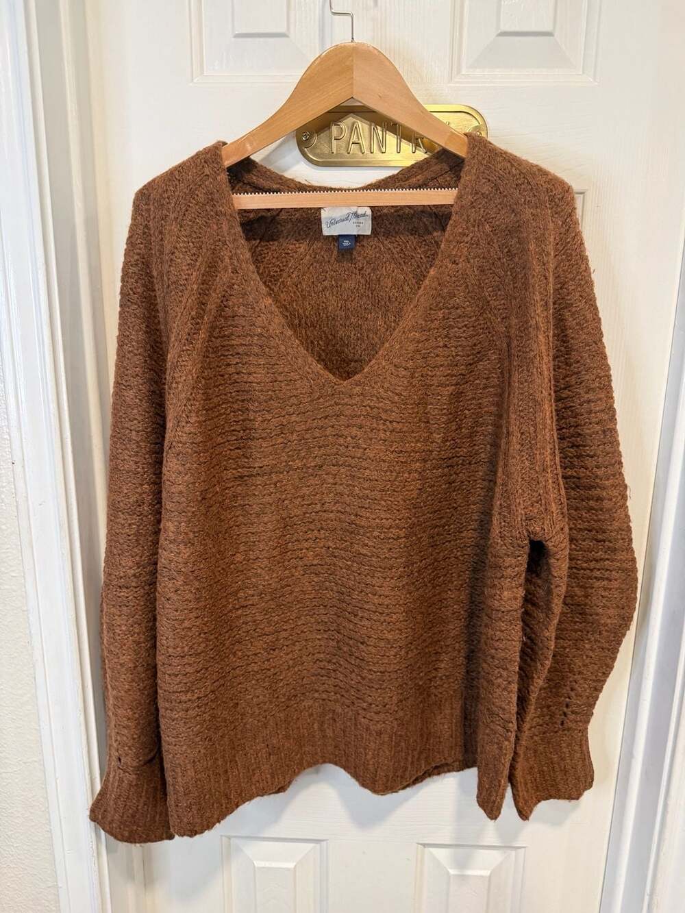 Universal Thread XXL Brown V Neck Cozy Knit Pullover Sweater Oversized